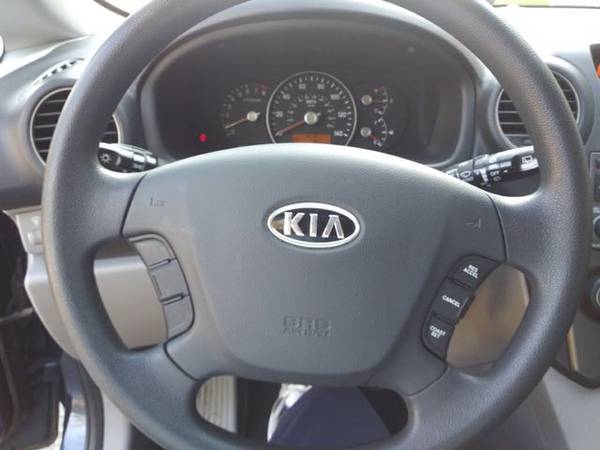 2008 Kia Rondo - cars & trucks - by dealer - vehicle automotive sale for sale in Fayetteville, NC – photo 14
