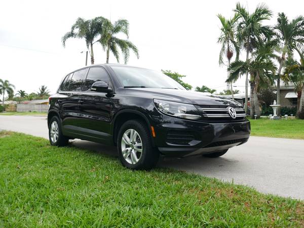 2012 Volkswagen Tiguan 2 0T LE Sport Utility 4D SUV for sale in Fort Lauderdale, FL