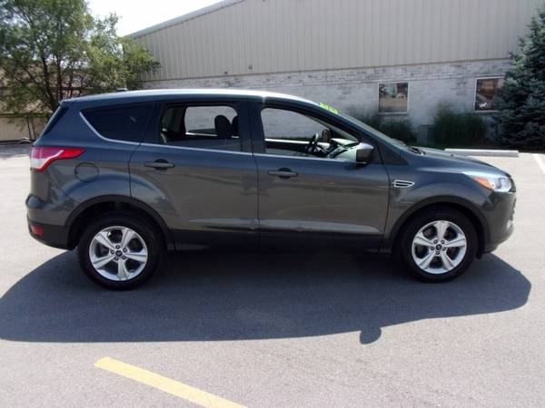 2015 Ford Escape SE AWD 4dr SUV - cars & trucks - by dealer -... for sale in Waukesha, WI – photo 4