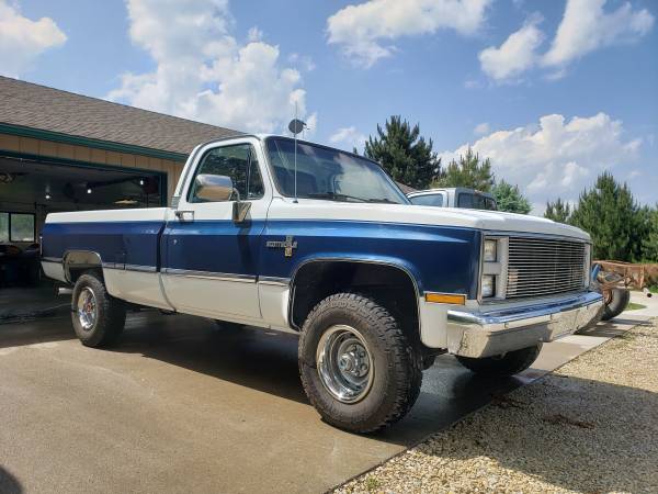 1987 square body Chevy for sale in Wamego, KS
