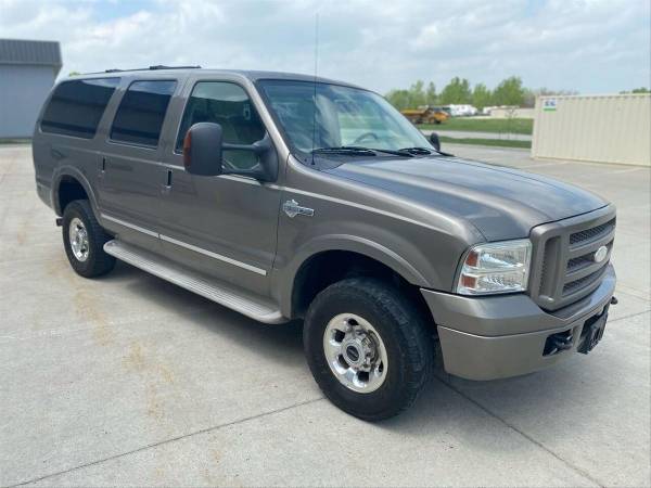 2005 Ford Excursion Limited Sport Utility 4D - - by for sale in Peculiar, MO – photo 2