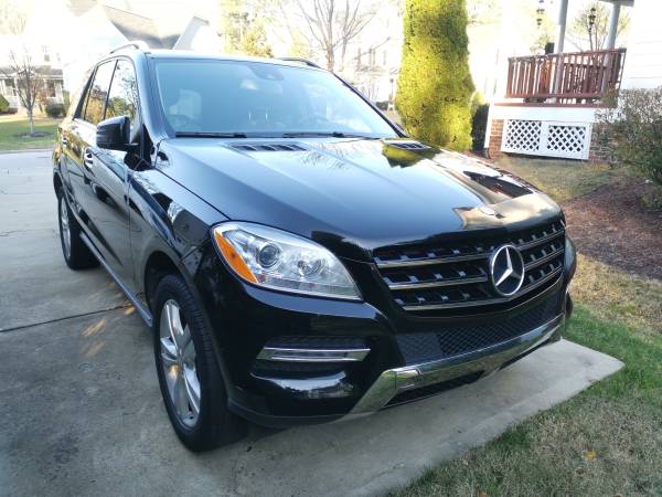 2015 Mercedes-Benz M-Class ML 350 4MATIC Sport Utility 4D Like New -... for sale in Cary, NC