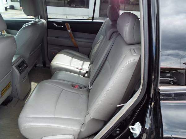 2008 Toyota Highlander Hybrid Limited 4WD - - by for sale in Wilmington, DE – photo 8