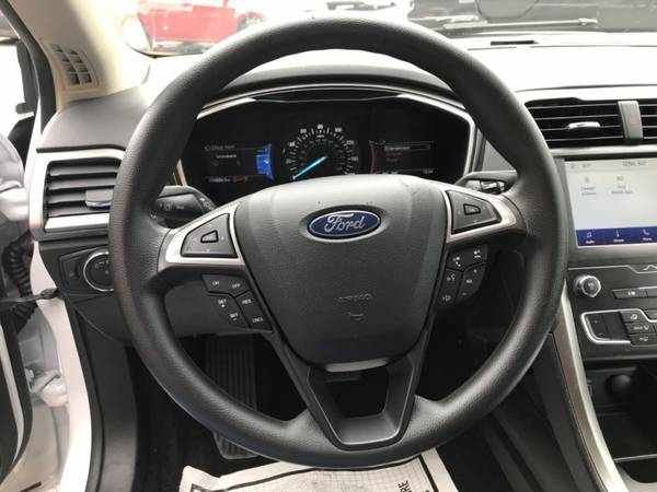 2020 FORD FUSION SE $500-$1000 MINIMUM DOWN PAYMENT!! APPLY NOW!! -... for sale in Hobart, IL – photo 6