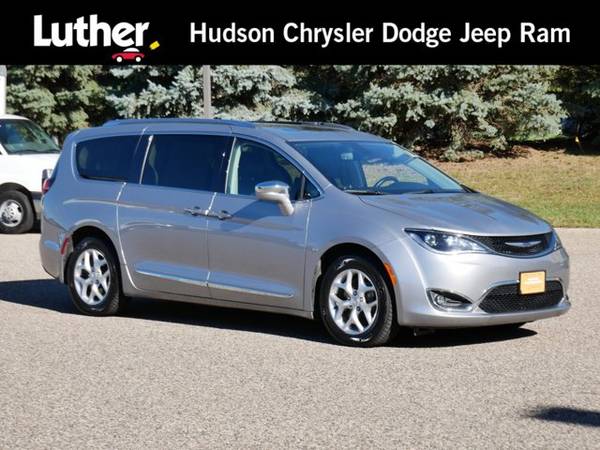 2020 Chrysler Pacifica Limited - - by dealer - vehicle for sale in Hudson, MN