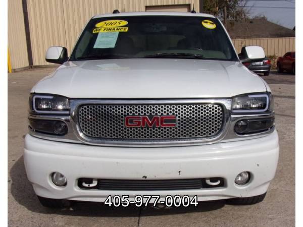 2005 GMC Yukon Denali AWD 4dr SUV - cars & trucks - by dealer -... for sale in Oklahoma City, OK – photo 4