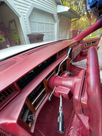 1990 Cadillac Fleetwood FWD for sale in Youngstown, OH – photo 12