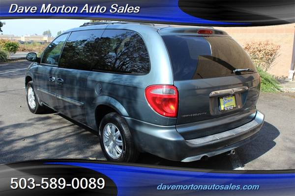 2006 Chrysler Town & Country Touring - - by dealer for sale in Salem, OR – photo 3