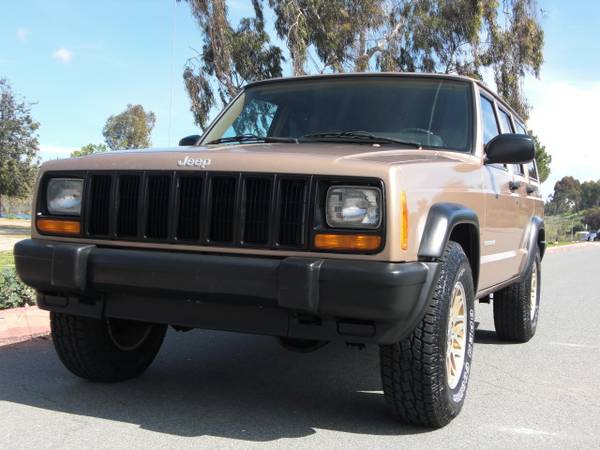1999 JEEP CHEROKEE XJ 4.0L 4WD, LOW MILES, VERY CLEAN EXEMPLE for sale in El Cajon, CA