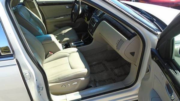 08 cadillac dts 92,000 miles $4999 for sale in Waterloo, IA – photo 11
