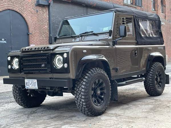 Land Rover Defender 90 for sale in Garden City, NY – photo 11