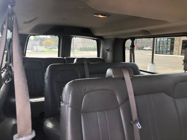 2014 GMC SAVANA 3500 EXTENDED VAN 15 PASSENGER NEW TIRES,1-OWNER for sale in Madison Heights, MI – photo 13