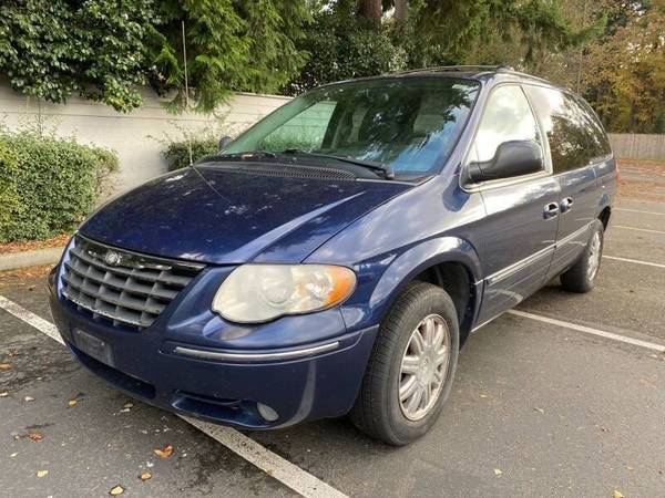 2006 Chrysler Town and Country Limited 4dr Extended Mini Van w/... for sale in Seattle, WA – photo 4