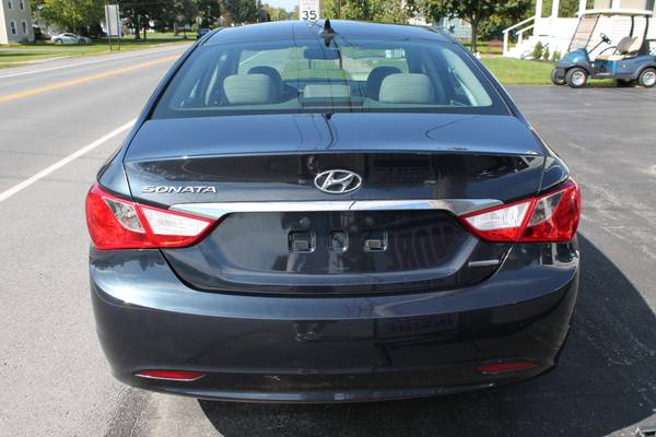 2011 HYUNDAI SONATA LIMITED Only 60,310 Miles for sale in Glen Park, NY – photo 5