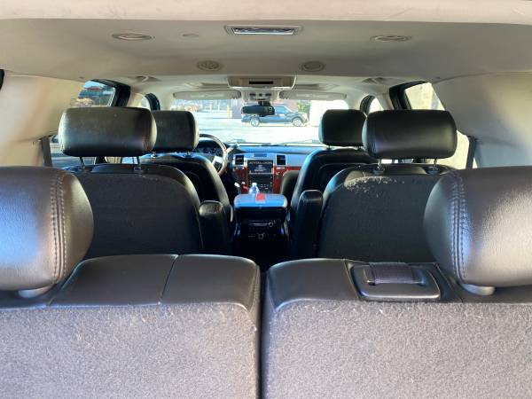 2008 Cadillac Escalade AWD - cars & trucks - by owner - vehicle... for sale in Felton, CA – photo 7