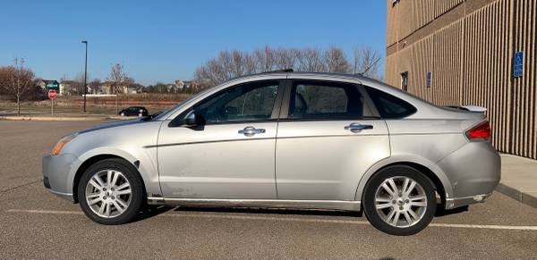 2010 Ford Focus SEL, sunroof, premium sound system, spoiler - cars &... for sale in Burnsville, MN – photo 2