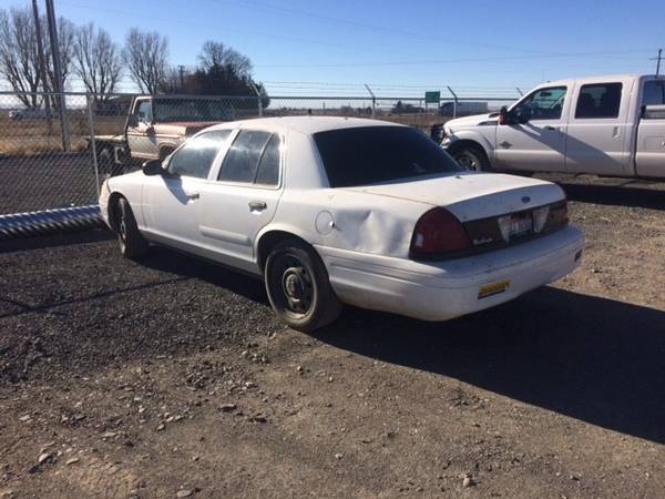Ford Crown Victoria - cars & trucks - by owner - vehicle automotive... for sale in Jerome, ID – photo 2