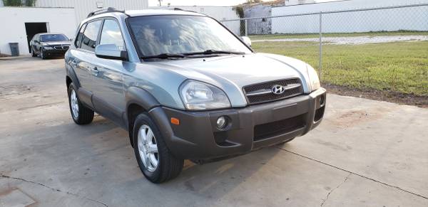 2005 HYUNDAI TUCSON GLS 4X4 (1 OWNER)(COLD A/C)(RELIABLE)(FAMILY) for sale in Orlando, FL – photo 12