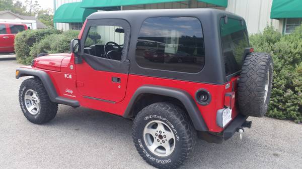 2005 Jeep Wrangler "X" Hardtop 6cyl/6spd for sale in Tyler, TX – photo 4