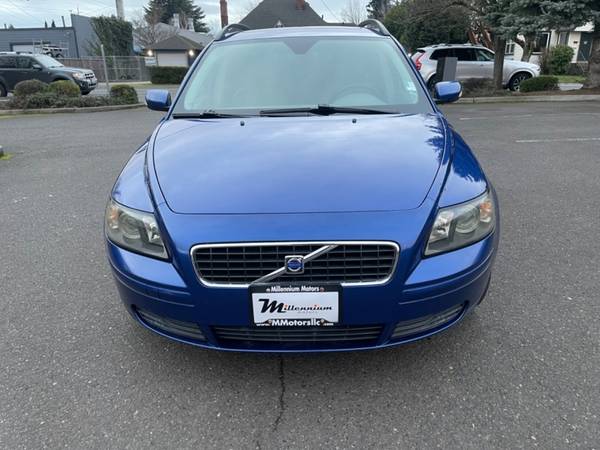 2006 Volvo V50 2 4L Auto - - by dealer - vehicle for sale in Portland, OR – photo 2