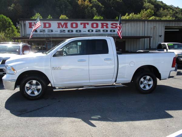 2013 RAM 1500 SLT 4DOOR QUAD CAB 4X4 V8 AUTO ALL POWER ALLOYS-CLEAN!!! for sale in Kingsport, TN