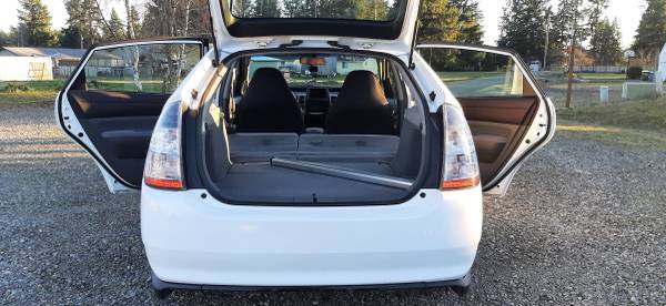 Prius Clean Title 50 mpg for sale in Rochester, WA – photo 5