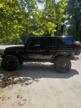 jeep wrangler unlimited Sahara for sale in Norfolk, VA – photo 5