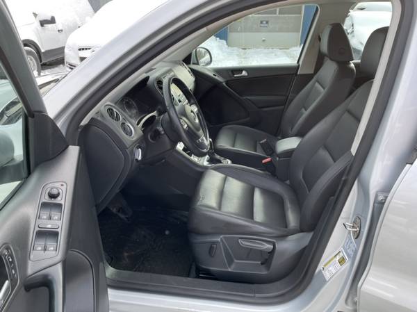 2016 Volkswagen vw tiguan awd - - by dealer - vehicle for sale in south burlington, VT – photo 17