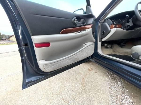 2005 Buick LeSabre Custom 3 8L V6 - Only 83, 000 Miles - One Owner for sale in Akron, OH – photo 20