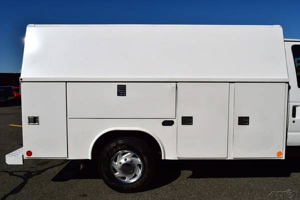 2011 Ford E-350 E350 XL 10ft KUV Utility Van 5.4L Gas SKU:13538 for sale in Weymouth, NJ – photo 9