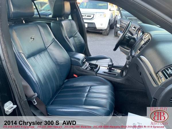 2014 CHRYSLER 300 S AWD! FULLY LOADED! PANO SUNROOF! BLUE LEATHER! for sale in Syracuse, NY – photo 16