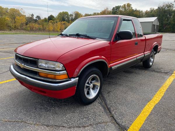 2000 Chevy S-10 92k Miles - - by dealer - vehicle for sale in Flint, MI – photo 8