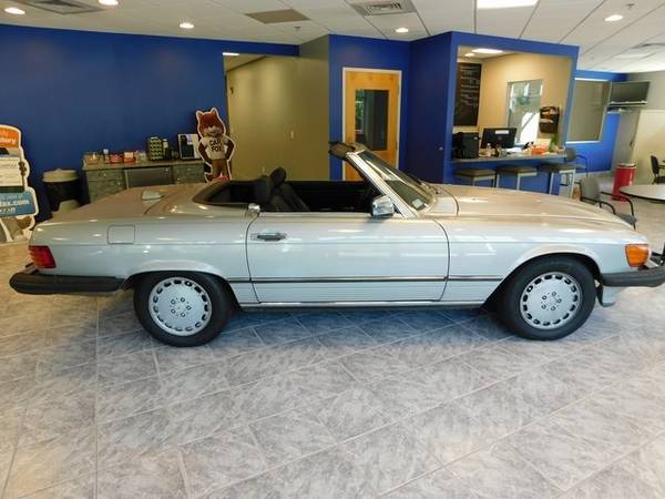 1987 Mercedes-Benz 500-Class 560 SL - BAD CREDIT OK! - cars & trucks... for sale in Chichester, ME – photo 6