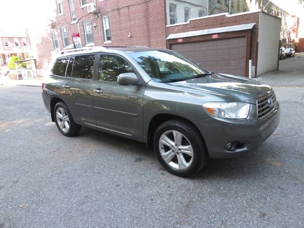 2010 Toyota Highlander Limited AWD SUV Fully... for sale in Brooklyn, NY – photo 2