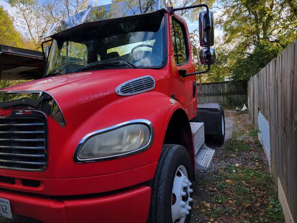 Freightliner truck for sale in Madison, TN – photo 2