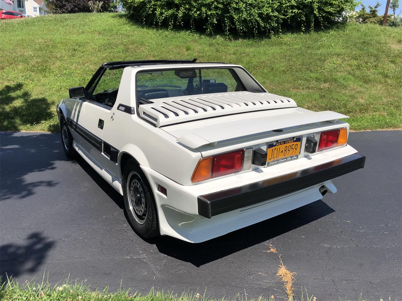 For Sale at Auction: 1987 Bertone X1/9 for sale in Valhalla, NY – photo 6