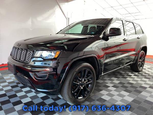 2018 Jeep Grand Cherokee Altitude SUV - - by dealer for sale in Richmond Hill, NY – photo 2