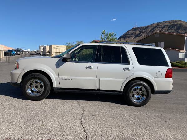 2006 Lincoln Navigator - cars & trucks - by owner - vehicle... for sale in Henderson, NV