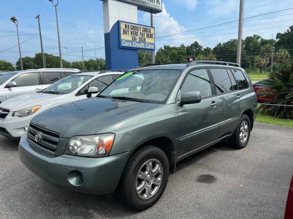 2006 Toyota Highlander free warranty - - by dealer for sale in Benchmark Auto Credit - Tallahassee, FL