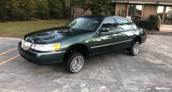 99 Lincoln Towncar (Low Rider) - cars & trucks - by owner - vehicle... for sale in Savannah, GA