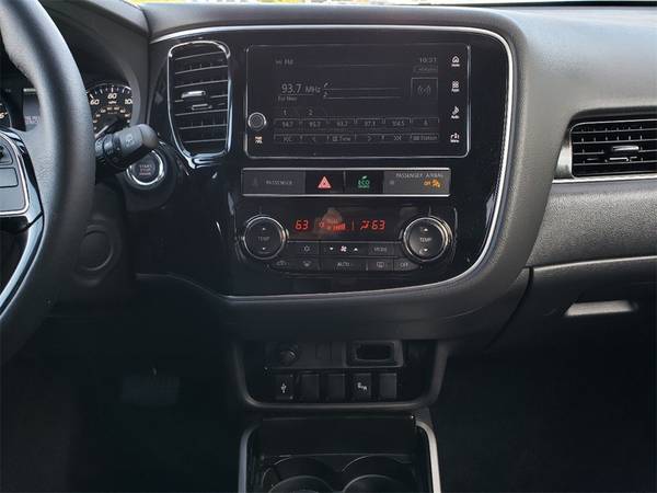 2019 Mitsubishi Outlander 4WD 4D Sport Utility / SUV SE for sale in Texarkana, TX – photo 14