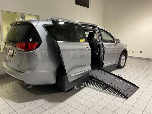 Wheelchair Accessible 2020 Chrysler Pacifica Touring-L - cars & for sale in Anchorage, AK – photo 14