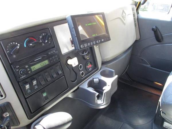 2011 International 4300 CREW CAB, 11 7 STAKE, FLAT BED TRUCK ** CAN... for sale in south amboy, AL – photo 17