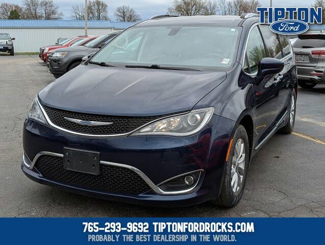 2018 Chrysler Pacifica Touring L Plus FWD for sale in Tipton, IN – photo 4