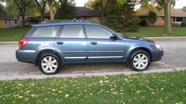 2006 Subaru Legacy Outback 2.5i 47000 Miles 5Speed Manual Clean!! for sale in West Allis/Milwaukee, WI – photo 5