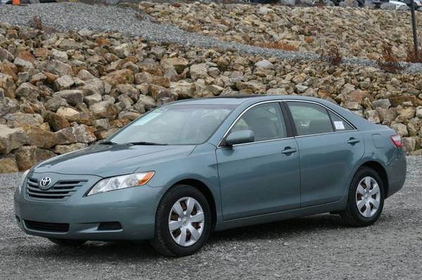 2007 *Toyota* *Camry* *LE* for sale in Naugatuck, CT