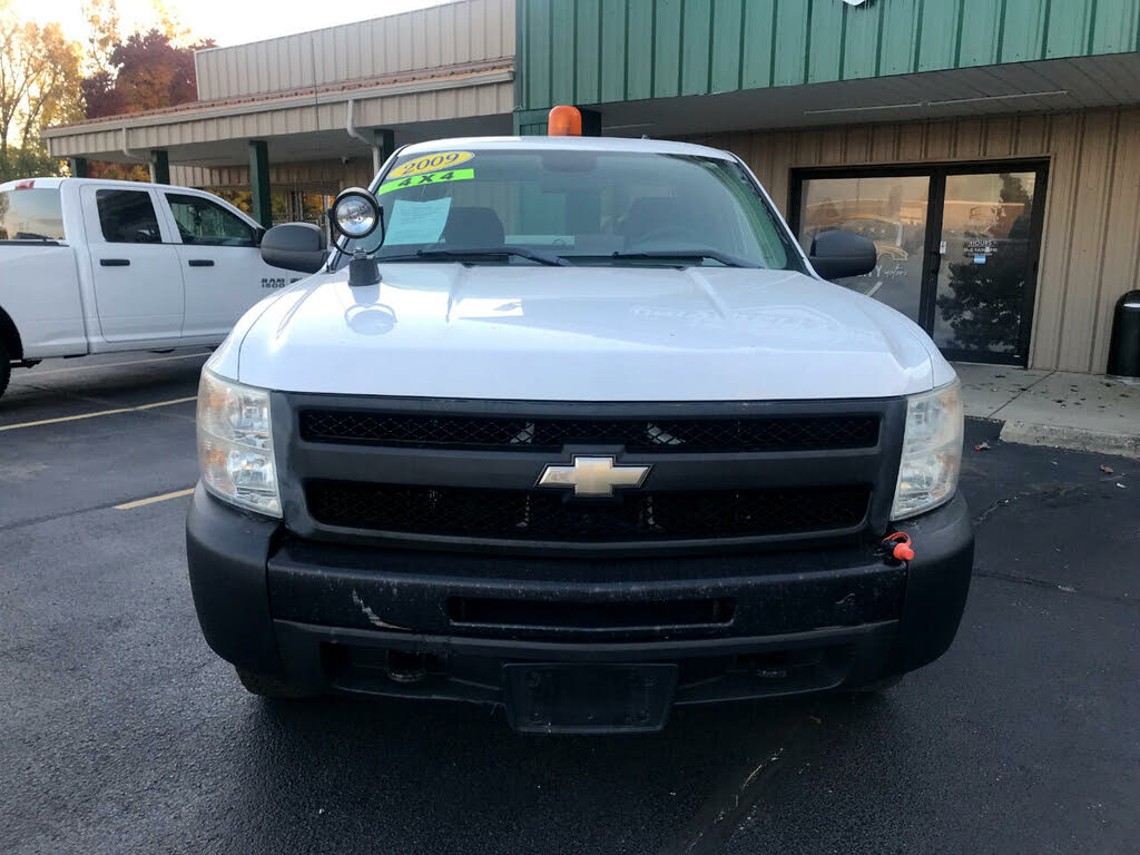 2009 Chevrolet Silverado 1500 Work Truck Extended Cab 4WD for sale in West Lafayette, IN – photo 2