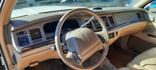 97 Lincoln town car nice - cars & trucks - by owner - vehicle... for sale in Tucson, AZ – photo 6