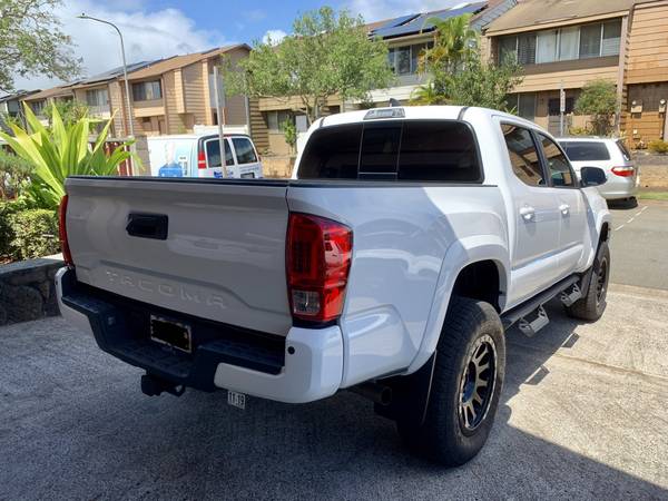 2017 Toyota Tacoma TRD Sport 4x4 for sale in Wheeler Army Airfield, HI – photo 3