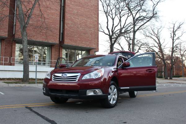 2012 Subaru Outback 2.5i Premium Wagon 4D - cars & trucks - by owner... for sale in East Lansing, MI – photo 6